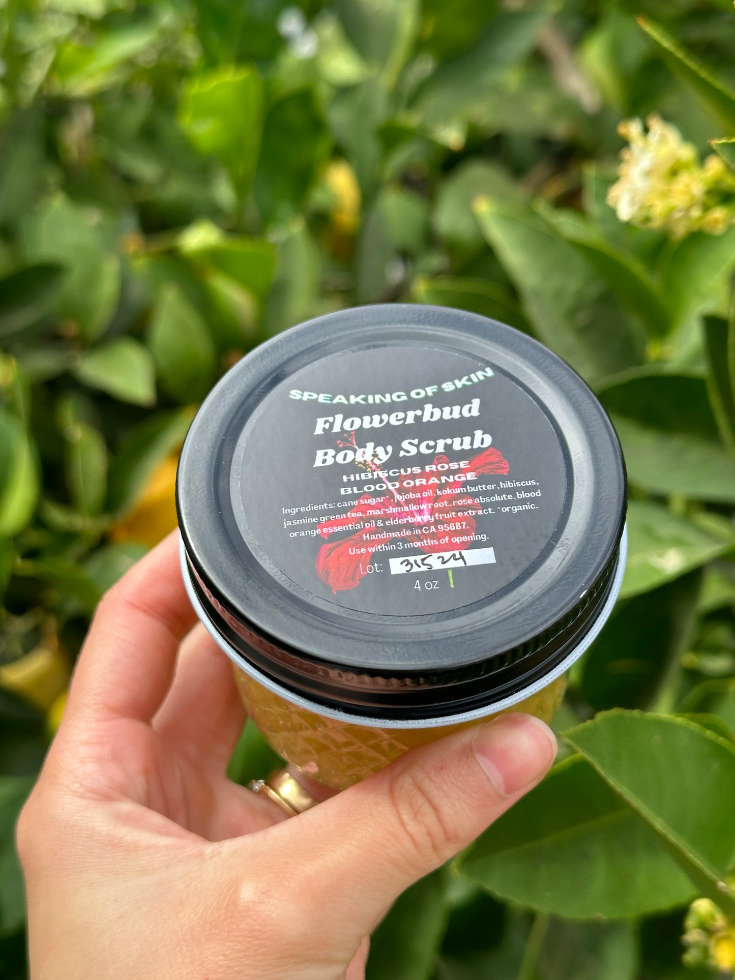 Flowerbud Body Scrub
